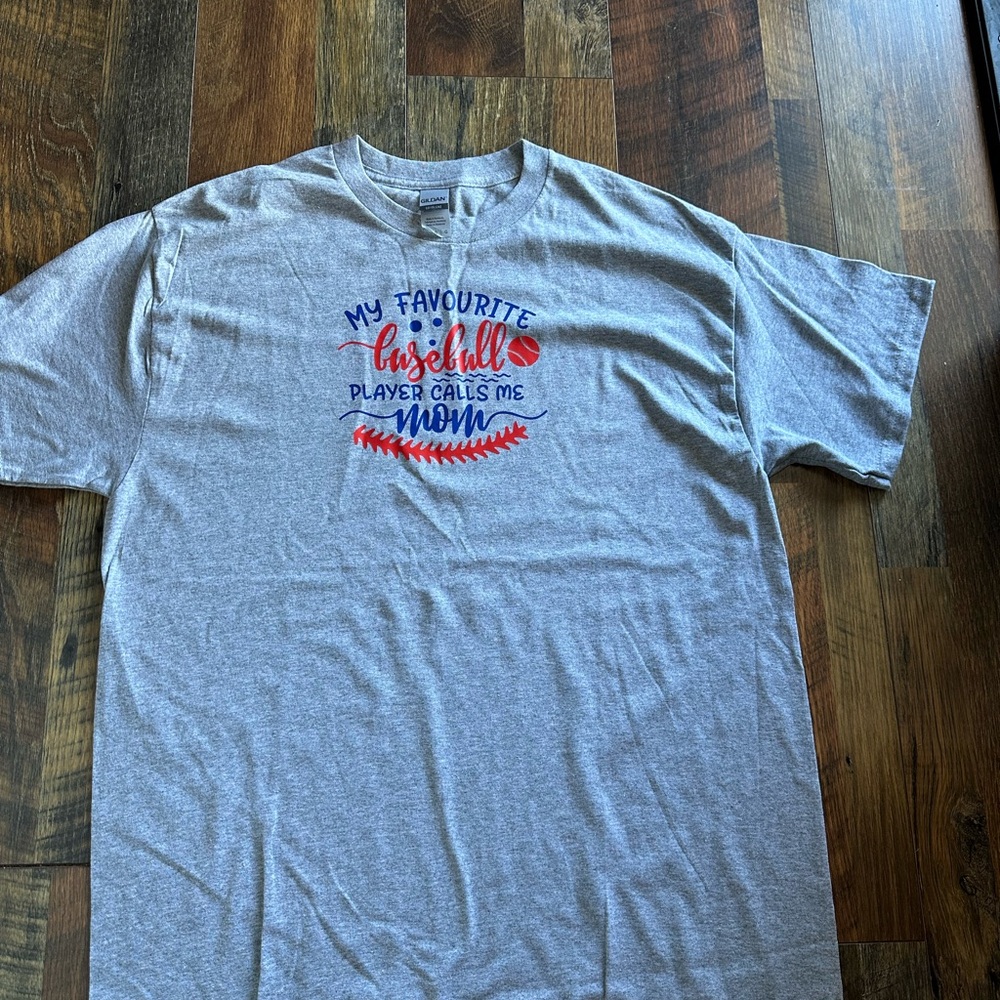 Gildan Gray Baseball Mom Graphic Tee